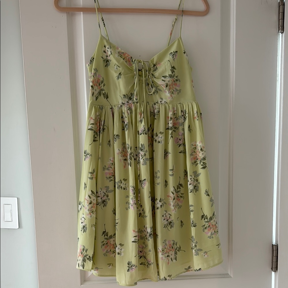 Abercrombie & Fitch Flowy Mini Dress - Picture 8 of 10